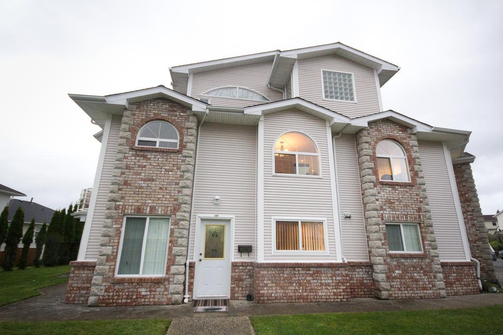 Eagle Close Executive B&B Prince Rupert Ngoại thất bức ảnh
